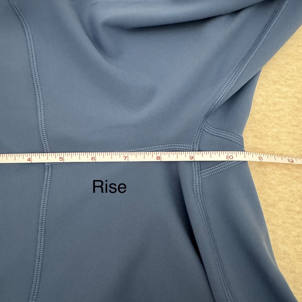 Lululemon Athletica Women’s Size 6 US Midi Rise Blue Leggings - Picture 9 of 11